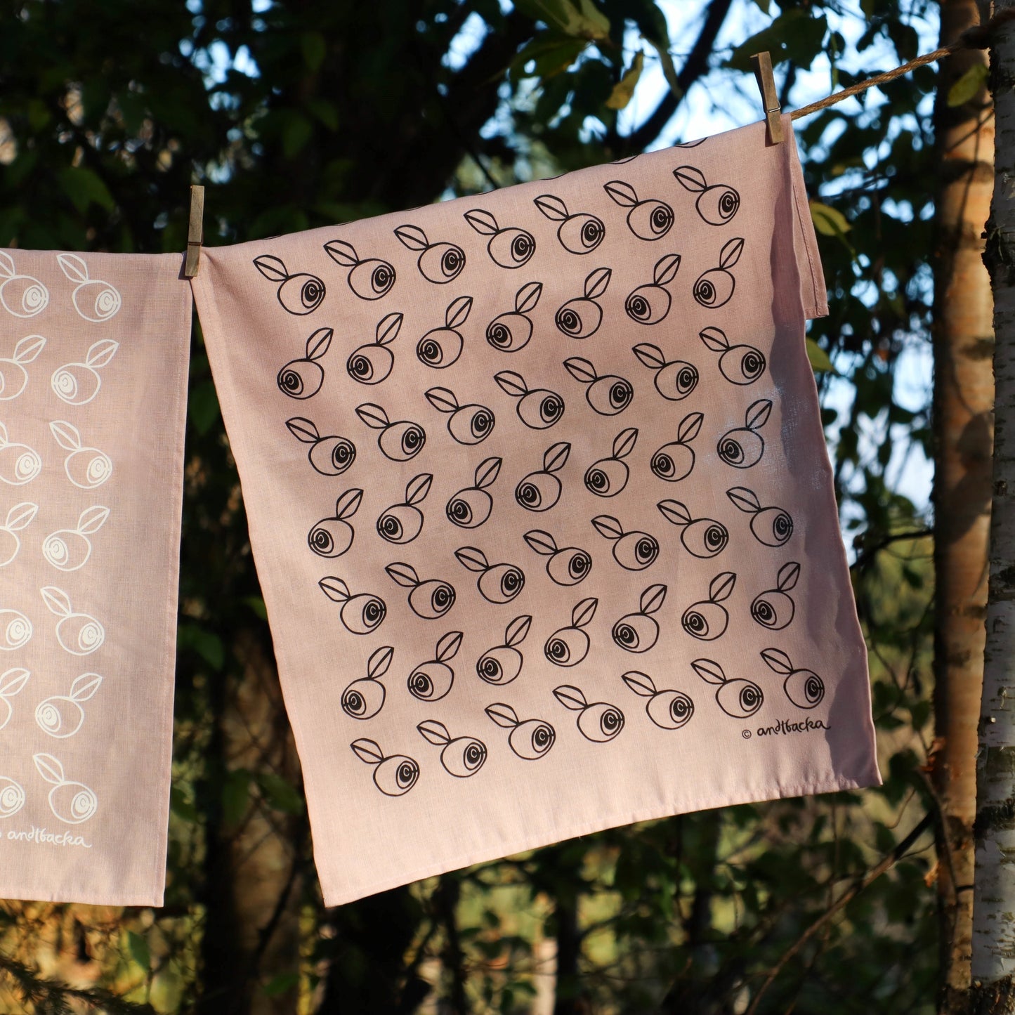 BLÅBÄRSSKOG kökshandduk 2-pack | rosa
